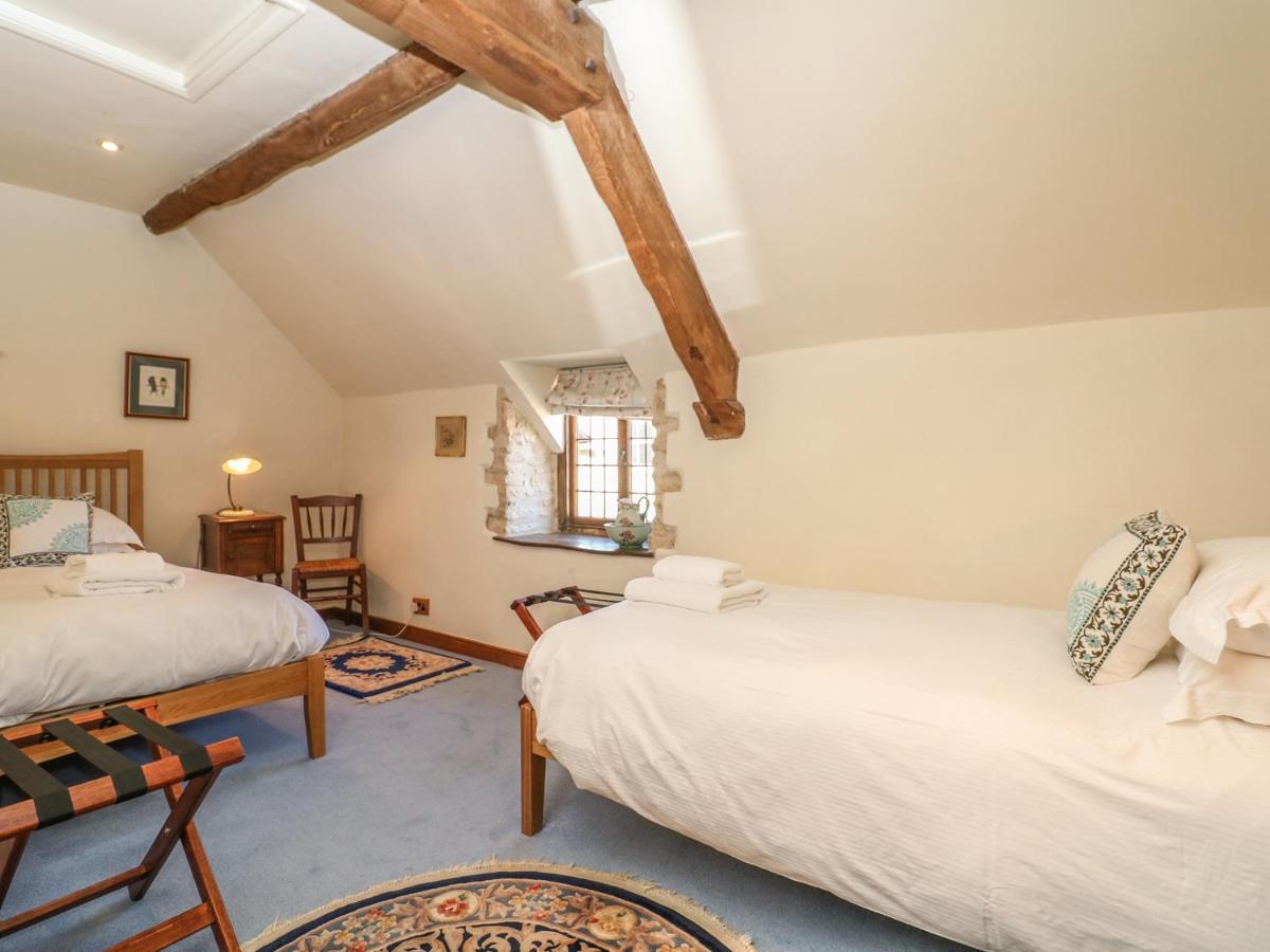 Bull Cottage Burford Extérieur photo